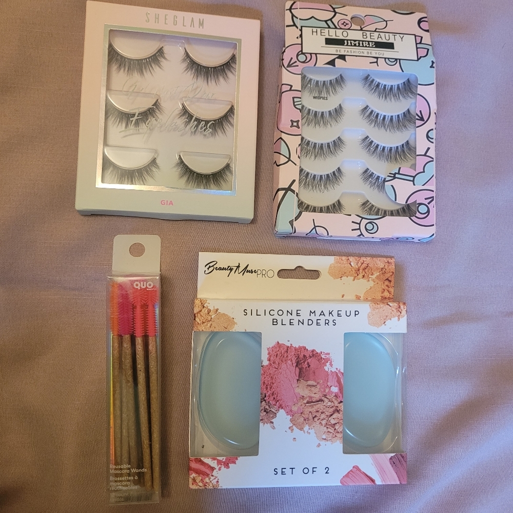False eyelashes + makeup applicators